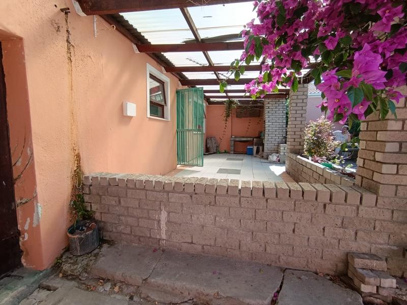 3 Bedroom Property for Sale in Strandfontein Western Cape